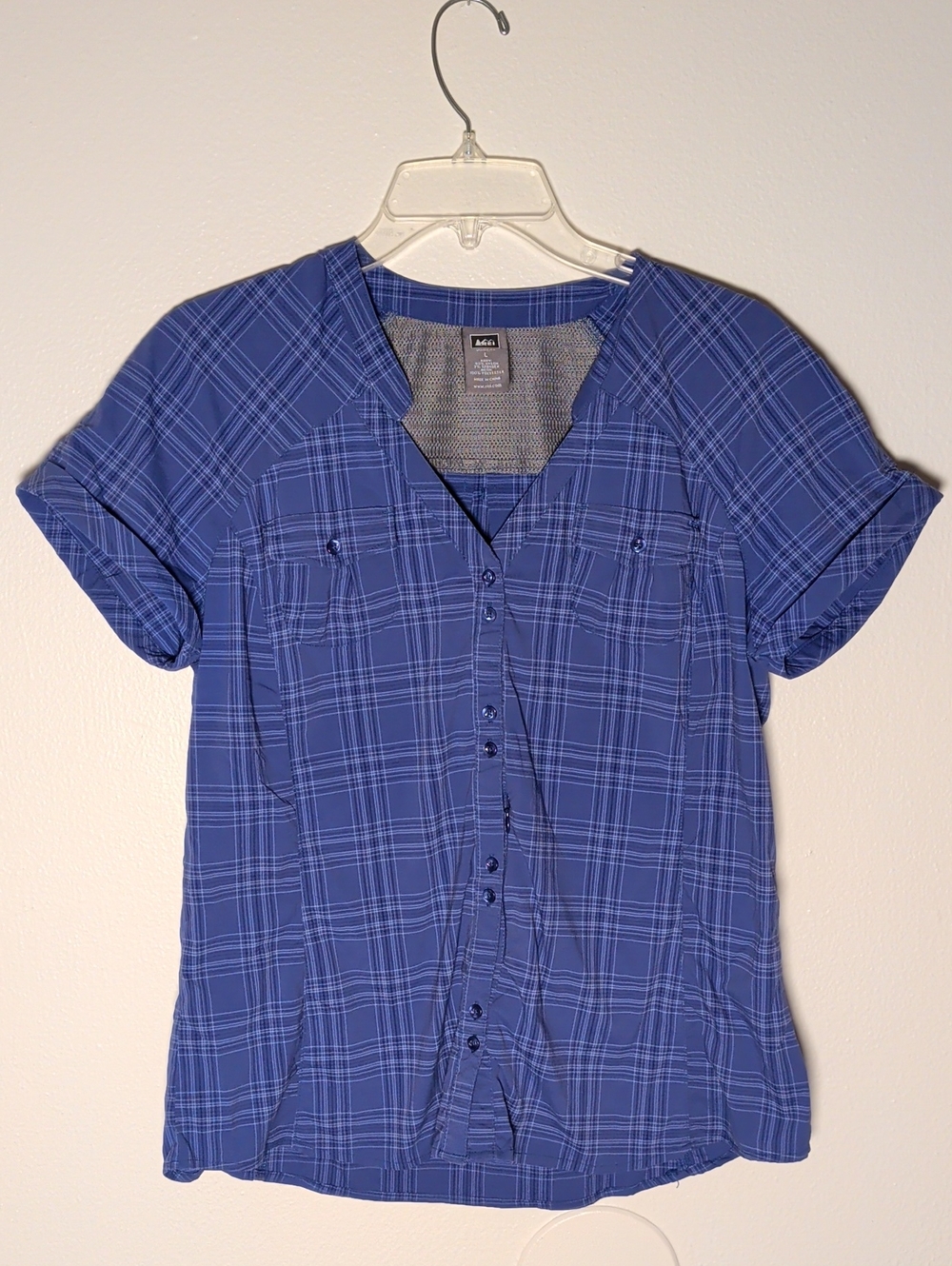 REI Blue Plaid Short Sleeve Button-Front